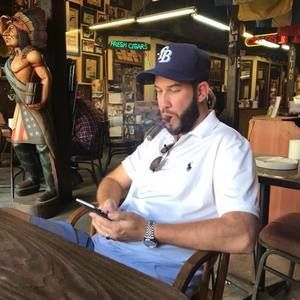 Meet your Posher, Kenneth